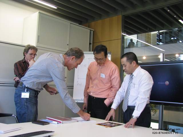 我司蔣總在德圖總部和德圖專(zhuān)家交流